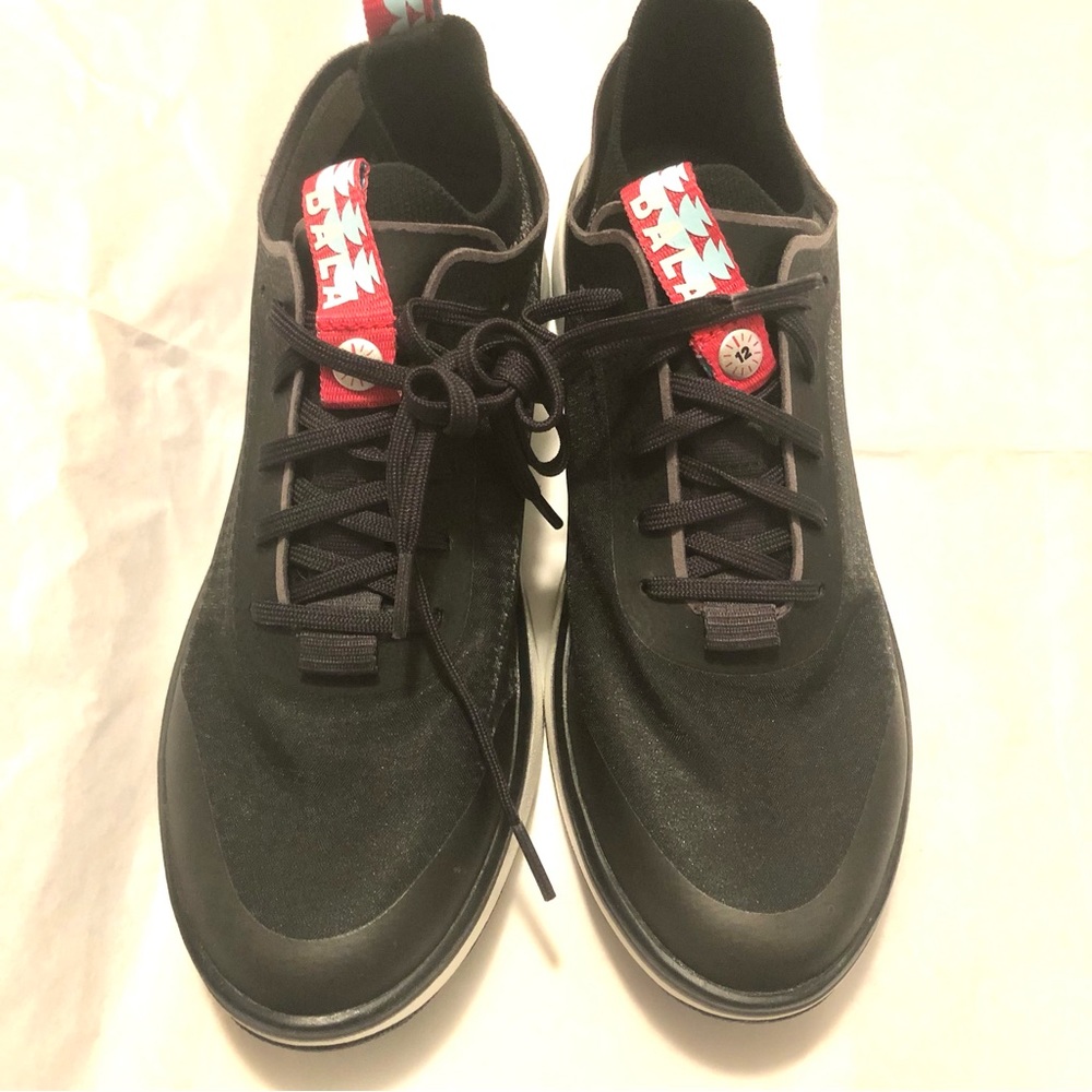 BALA Twelves, Unisex Nursing High Performance Shoes